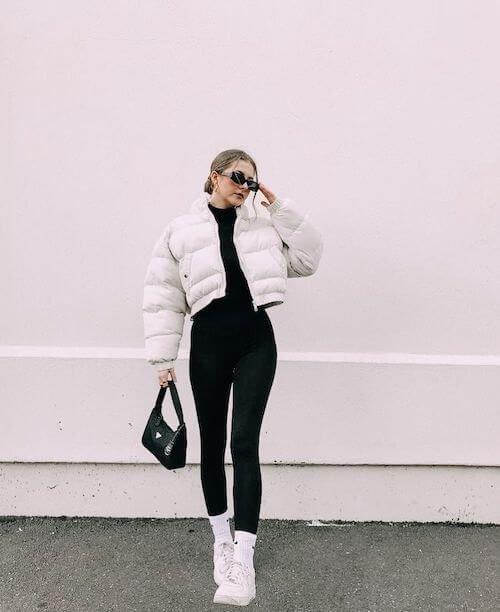 18 White Puffer Jacket Outfit Ideas For Women [2023]: Cute Ways To Style A  White Puffer - black puffer jacket outfit