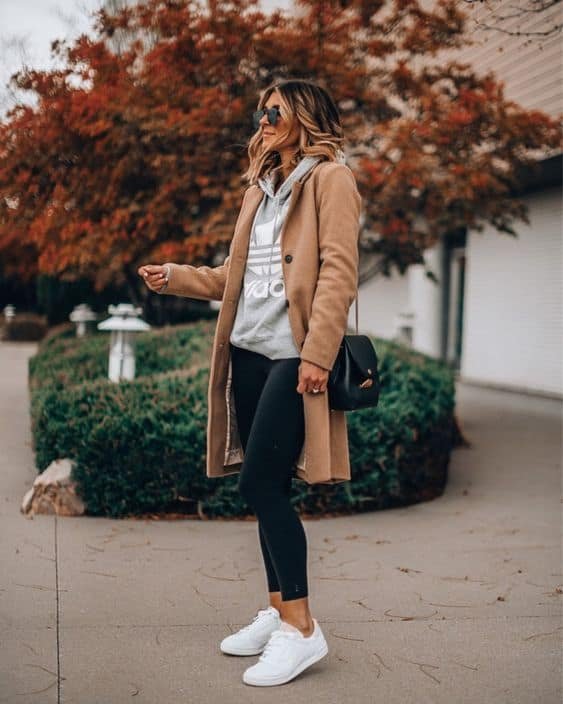 30 Fall Outfit Ideas With Sneakers » Lady Decluttered - brown leggings outfit