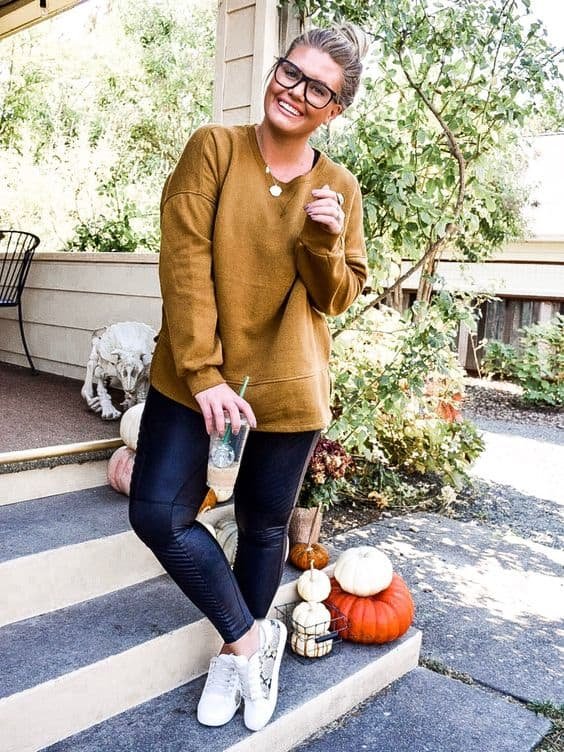 24 Simple Fall Outfits with Leggings » Lady Decluttered - brown leggings outfit
