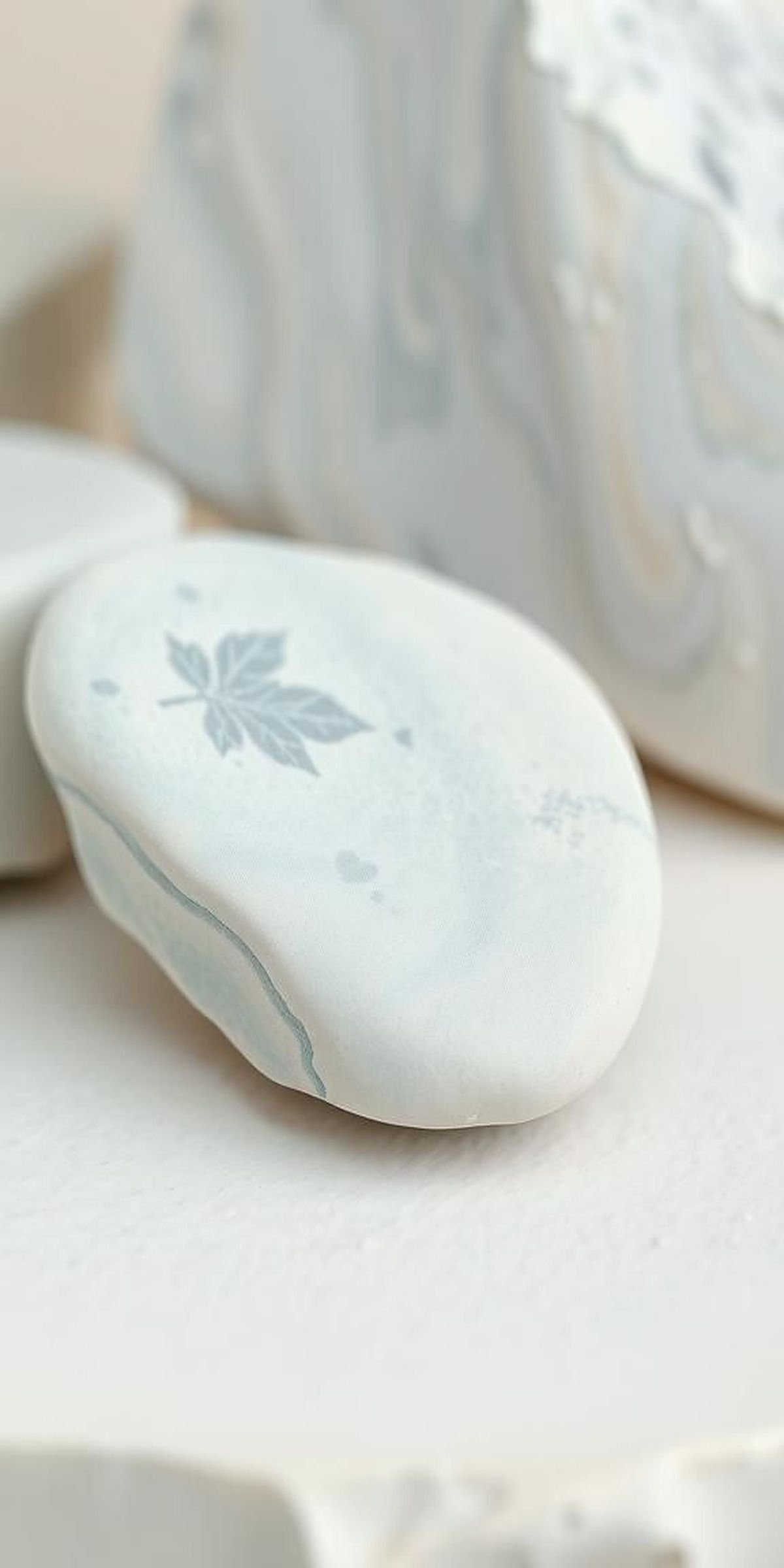 Subtle Gradient Washes Blending Into The Stone