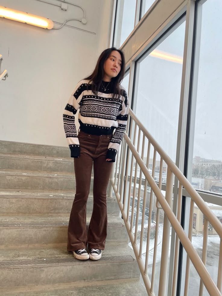 Brown flares anyone?? Brown flares anyone?? - brown flare leggings outfit