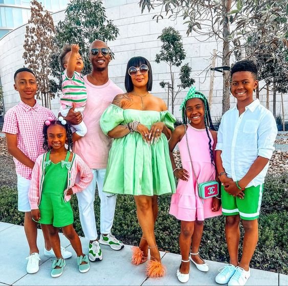 Casual Easter Family Outfits
