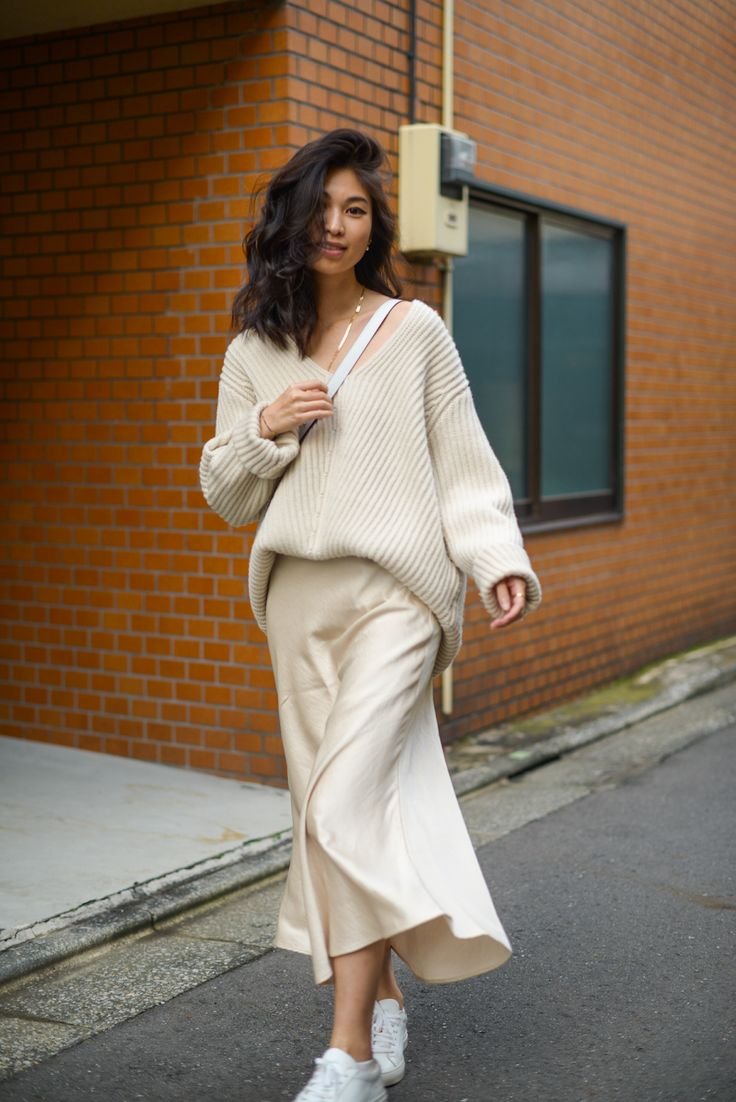 Ribbed Wool Sweater Two Ways Ribbed Wool Sweater Two Ways - beige sweater outfit