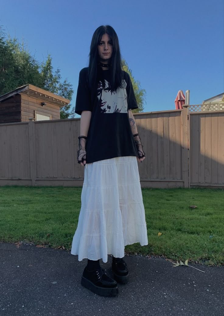Pin page Pin page - oversized sweater and skirt outfit