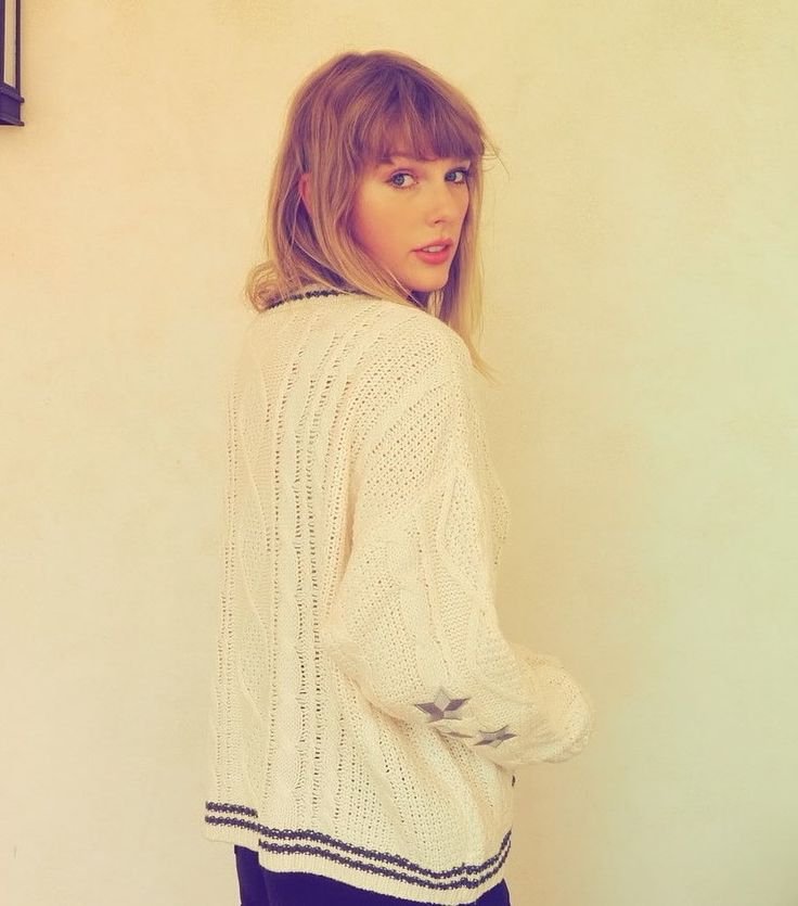 Pin page Pin page - taylor swift cardigan