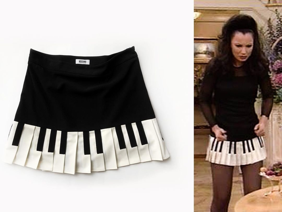 Pin page Pin page - piano skirt