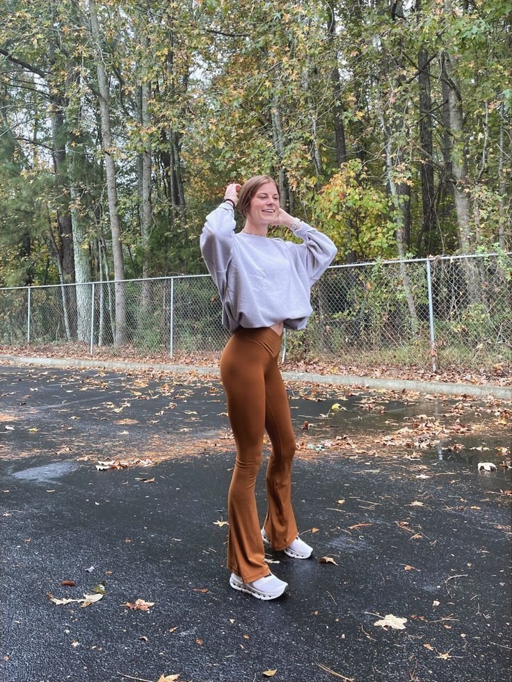 Fall outfits. Comfy casual. Rainy day outfits. On cloud. Aerie flare leggings. Sweatshirt Fall outfits. Comfy casual. Rainy day outfits. On cloud. Aerie flare leggings. Sweatshirt - brown flare leggings outfit