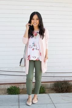 19 Best Pink cardigan outfit ideas | cardigan outfits, pink cardigan outfit, fall outfits 19 Best Pink cardigan outfit ideas | cardigan outfits, pink cardigan outfit, fall outfits - pink cardigan outfit