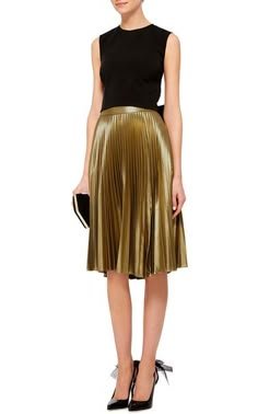 31 Best Gold pleated skirt outfits ideas | skirt outfits, outfits, gold pleated skirt 31 Best Gold pleated skirt outfits ideas | skirt outfits, outfits, gold pleated skirt - gold skirt outfit