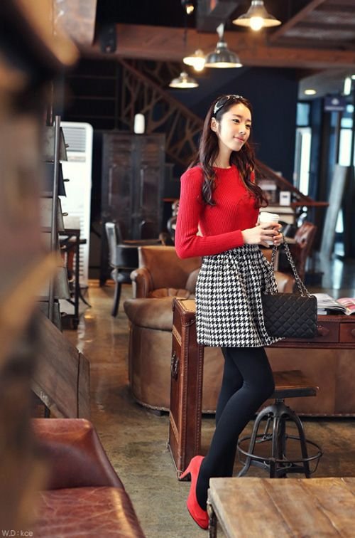 Pin page Pin page - houndstooth skirt outfit