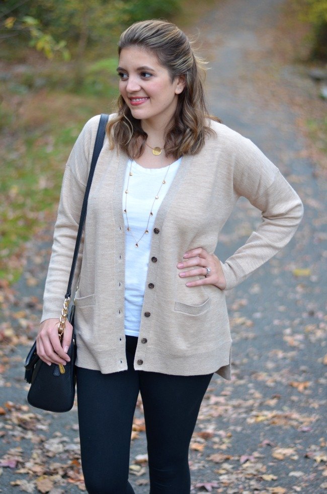 Oversized Cardigan and Leggings - By Lauren M Oversized Cardigan and Leggings - By Lauren M - beige cardigan outfit